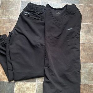 Jaanuu black scrub set size s and xs